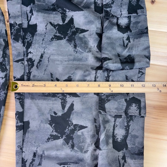 ROMWE Street Life Pants Mens Medium Camouflage Star Print Wide Leg Cargo Pants - Picture 11 of 12
